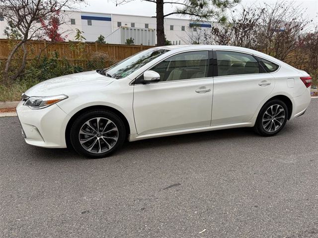 2017 Toyota Avalon XLE