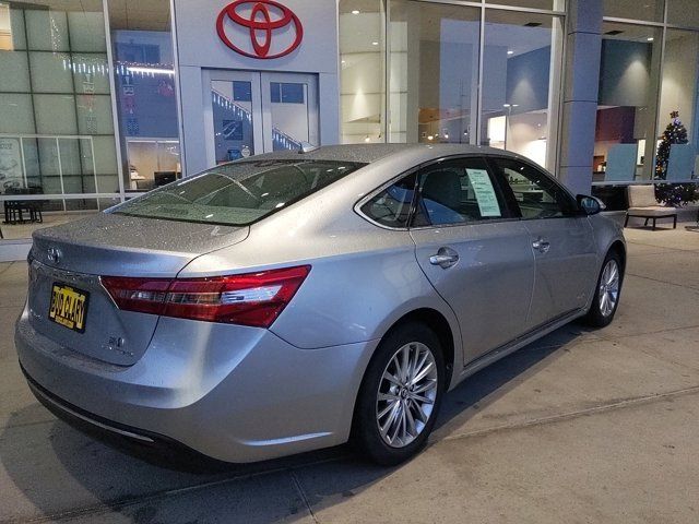 2017 Toyota Avalon Hybrid Limited