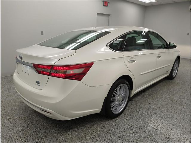 2017 Toyota Avalon Hybrid XLE Plus