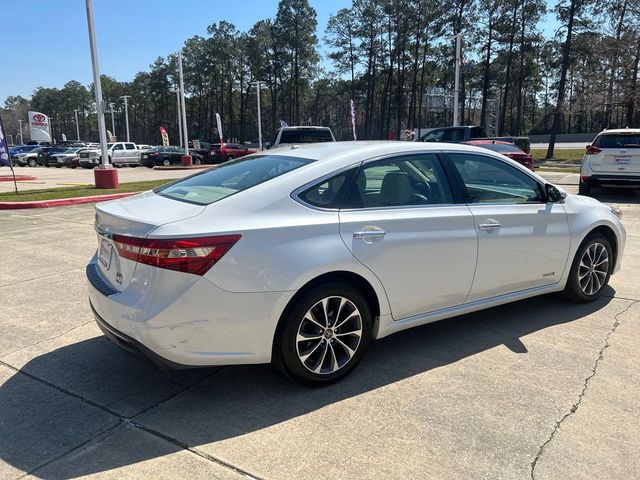 2017 Toyota Avalon Hybrid XLE Premium