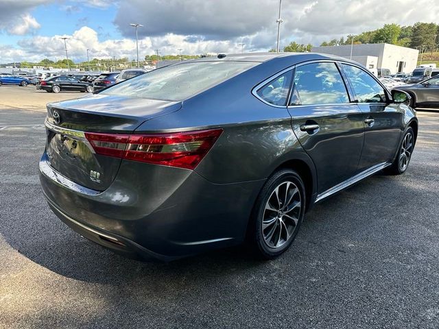 2017 Toyota Avalon Hybrid XLE Premium