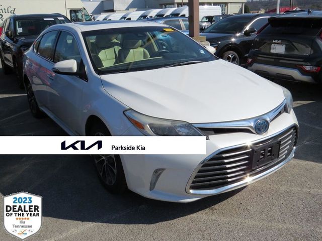 2017 Toyota Avalon Hybrid XLE Premium