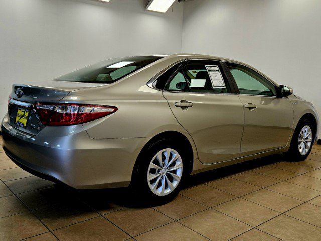 2017 Toyota Camry Hybrid LE