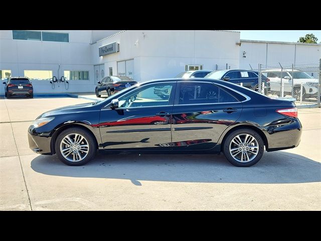 2017 Toyota Camry SE