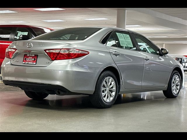 2017 Toyota Camry LE