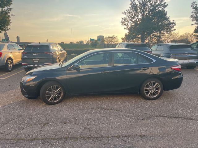 2017 Toyota Camry SE