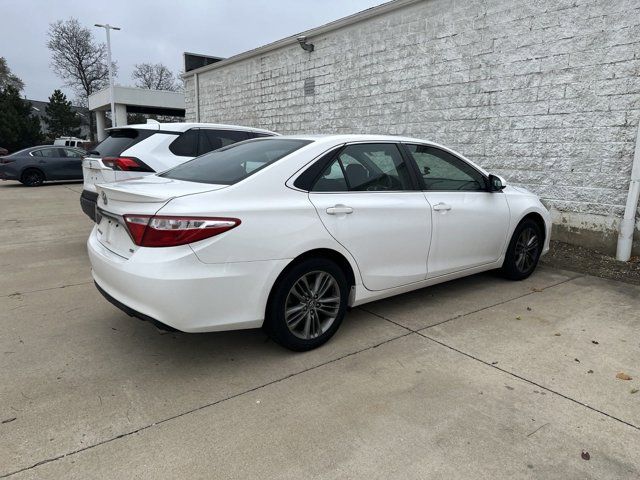 2017 Toyota Camry SE