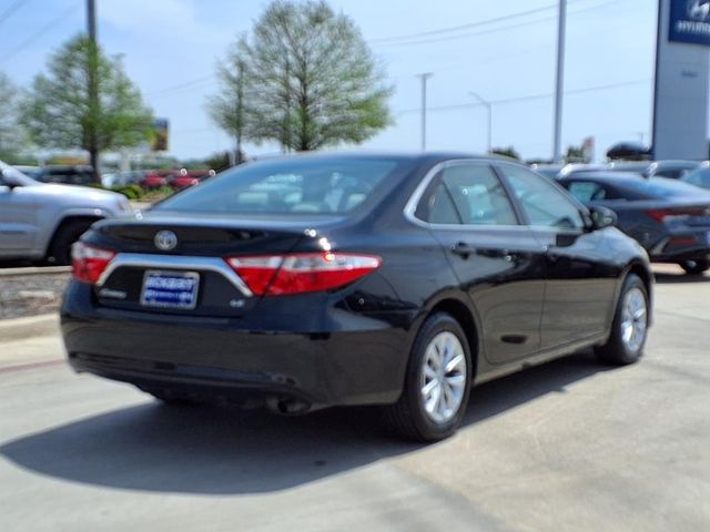 2017 Toyota Camry LE