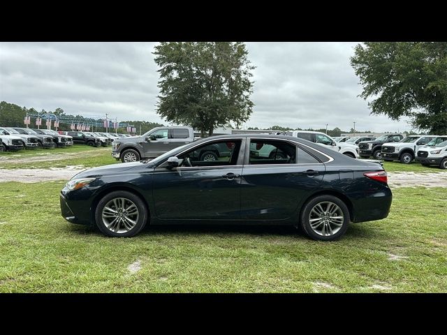 2017 Toyota Camry SE