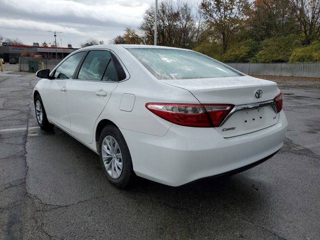 2017 Toyota Camry LE