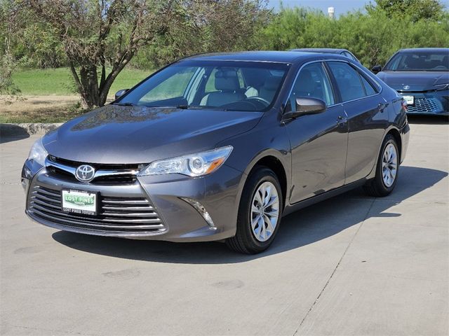 2017 Toyota Camry LE