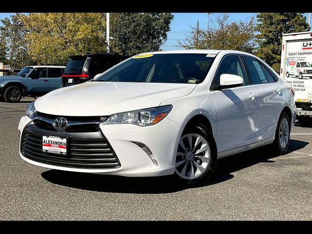 2017 Toyota Camry LE