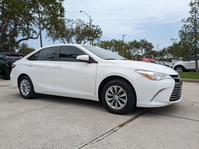 2017 Toyota Camry 