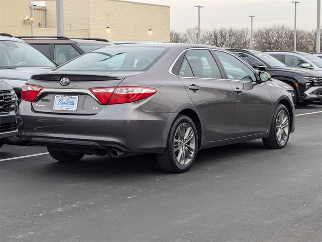 2017 Toyota Camry SE