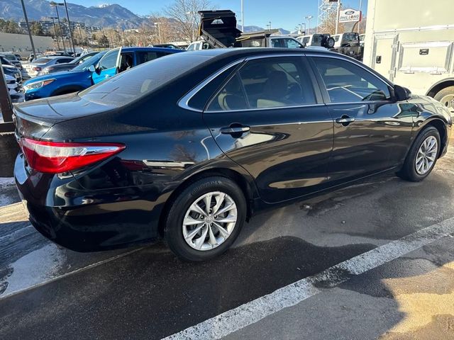 2017 Toyota Camry 