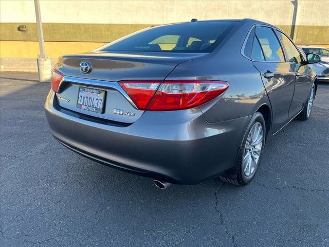 2017 Toyota Camry Hybrid LE