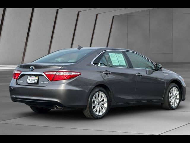 2017 Toyota Camry Hybrid LE