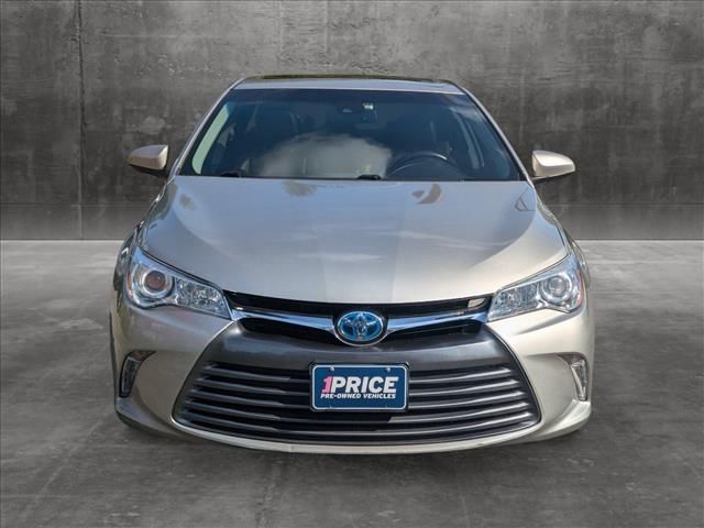 2017 Toyota Camry Hybrid XLE