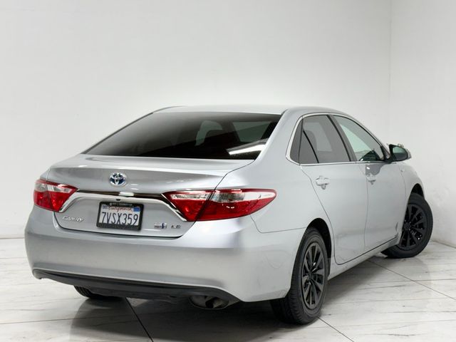 2017 Toyota Camry Hybrid LE