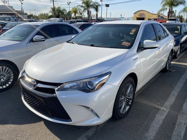 2017 Toyota Camry Hybrid SE