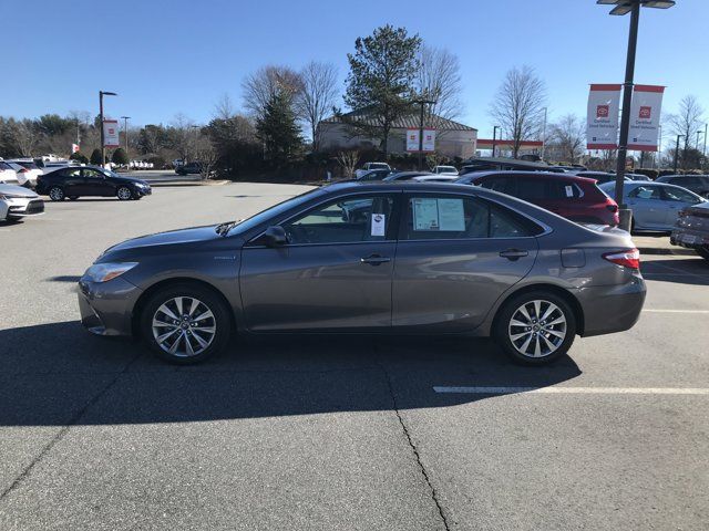 2017 Toyota Camry Hybrid XLE