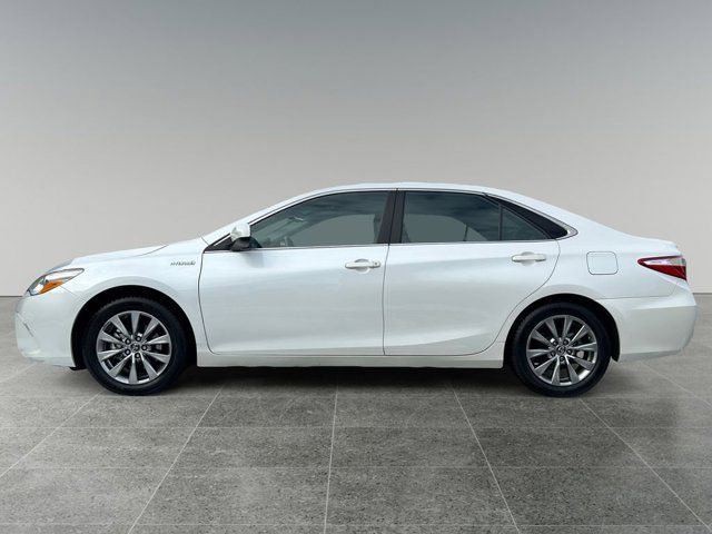 2017 Toyota Camry Hybrid XLE