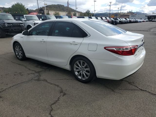 2017 Toyota Camry Hybrid XLE