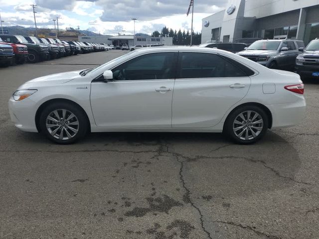 2017 Toyota Camry Hybrid XLE