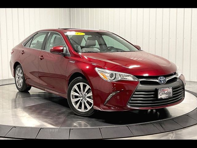 2017 Toyota Camry Hybrid XLE