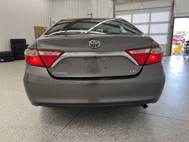 2017 Toyota Camry LE