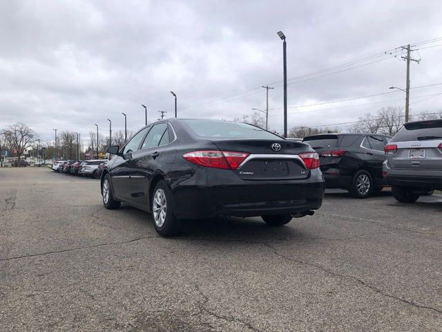 2017 Toyota Camry LE