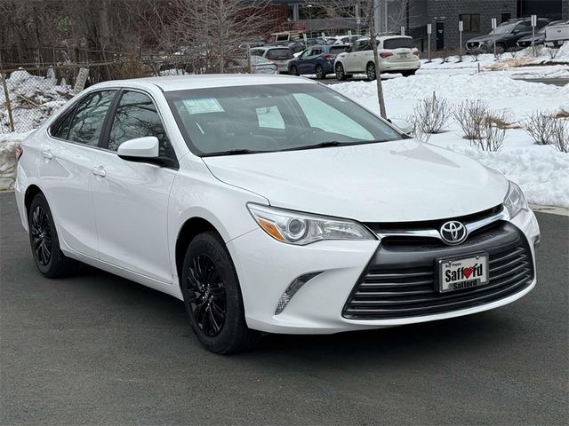 2017 Toyota Camry LE