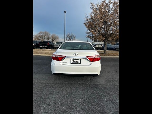 2017 Toyota Camry LE