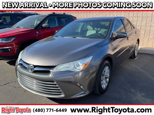 2017 Toyota Camry LE