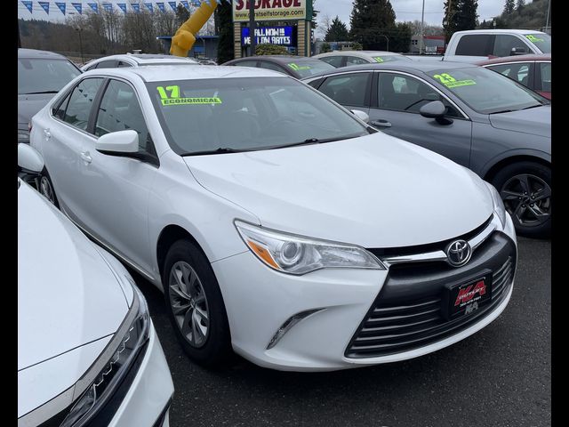 2017 Toyota Camry LE