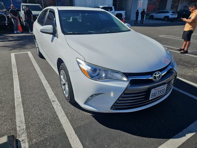 2017 Toyota Camry LE