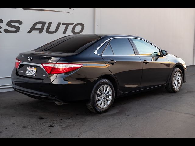 2017 Toyota Camry LE