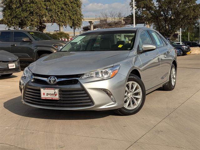 2017 Toyota Camry LE