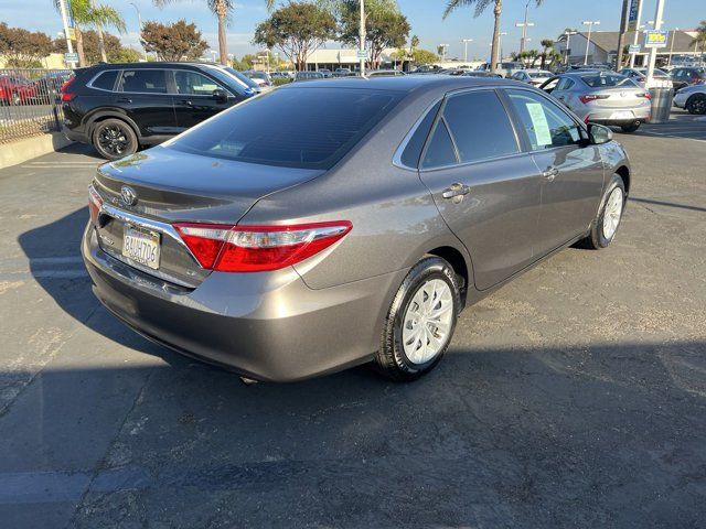 2017 Toyota Camry LE