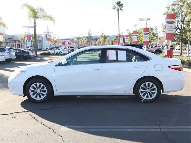 2017 Toyota Camry LE