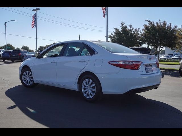 2017 Toyota Camry LE