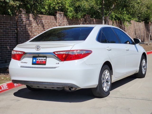 2017 Toyota Camry LE