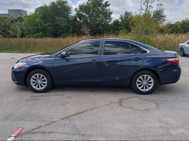 2017 Toyota Camry LE