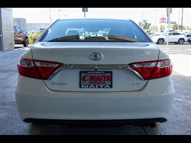 2017 Toyota Camry LE