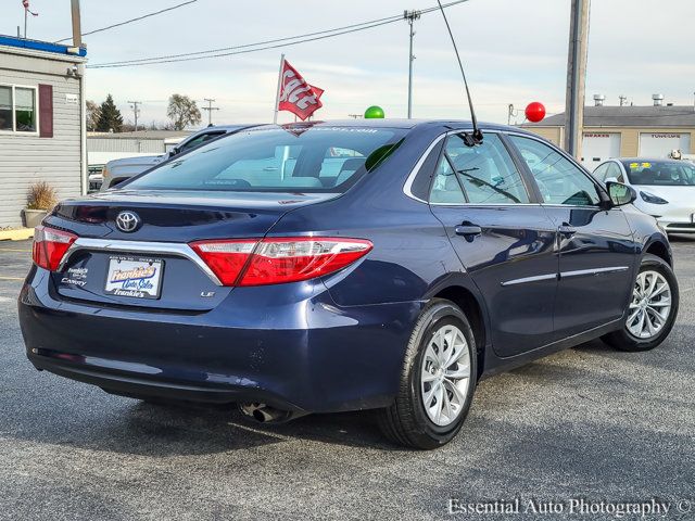 2017 Toyota Camry LE