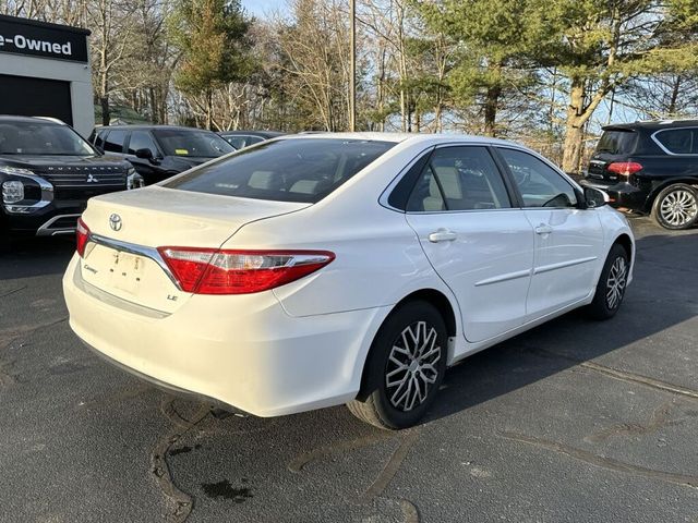 2017 Toyota Camry LE