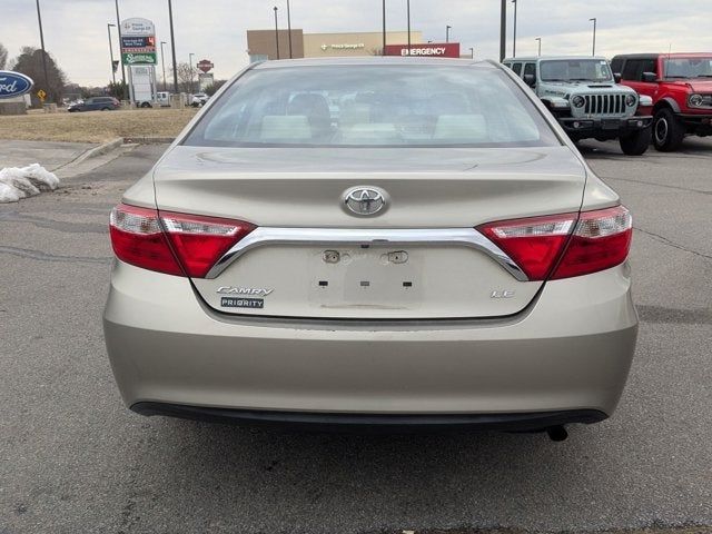 2017 Toyota Camry LE