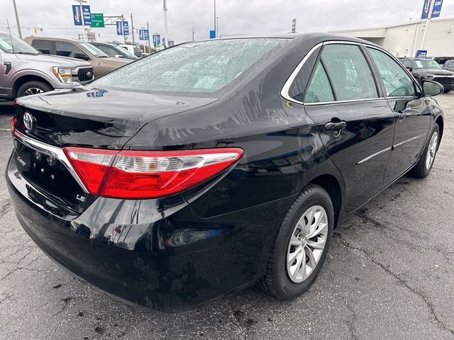 2017 Toyota Camry LE