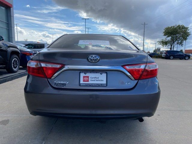 2017 Toyota Camry LE