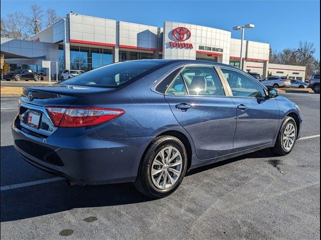 2017 Toyota Camry LE